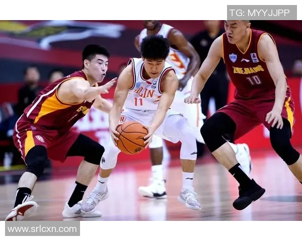 森索罗与巴里阵容对比分析揭示两队实力差异与战术特点